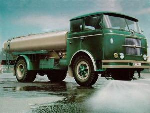 1957 Skoda-LIAZ 706 RT AKV